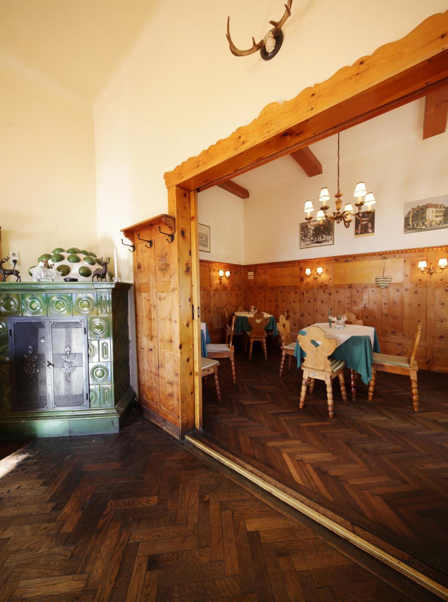 Hotel Bergwirt Schoenbrunn Vienna Luaran gambar