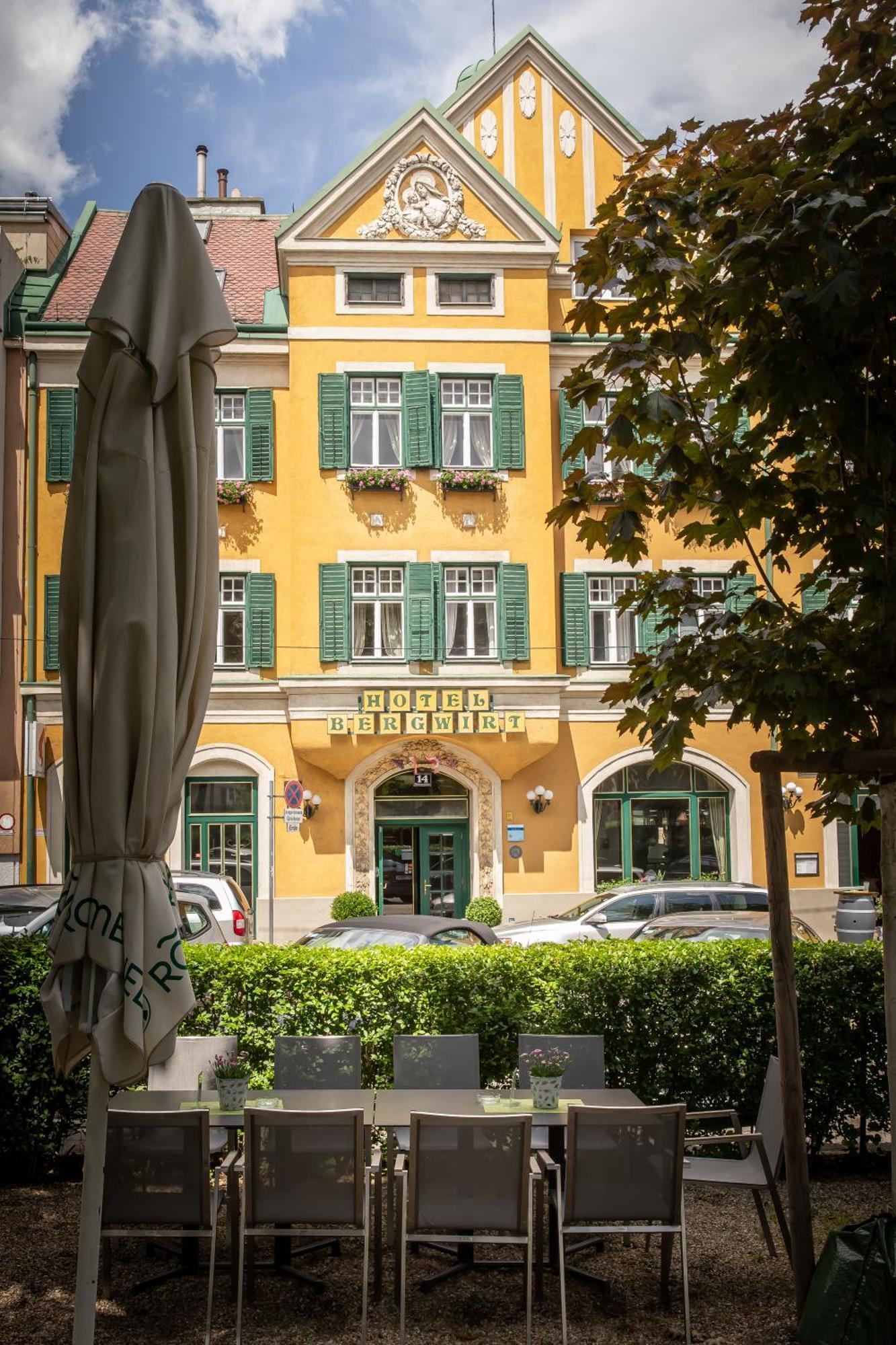 Hotel Bergwirt Schoenbrunn Vienna Luaran gambar